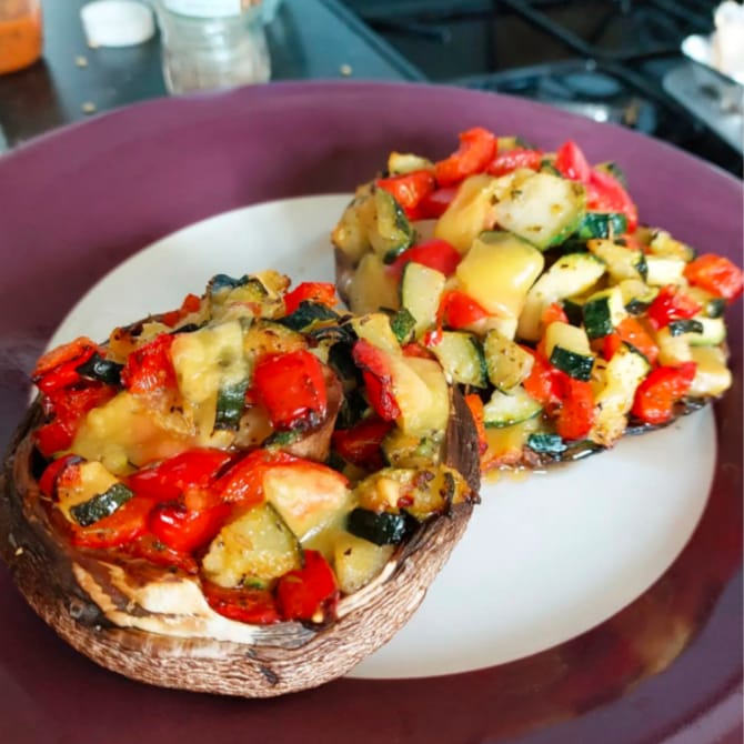 Vegan stuffed mushrooms