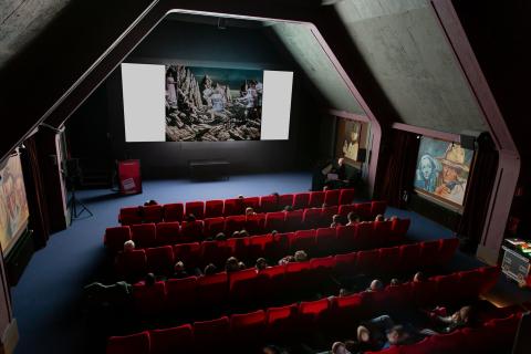 Cinémathèque Luxembourg - Paintings in the sides